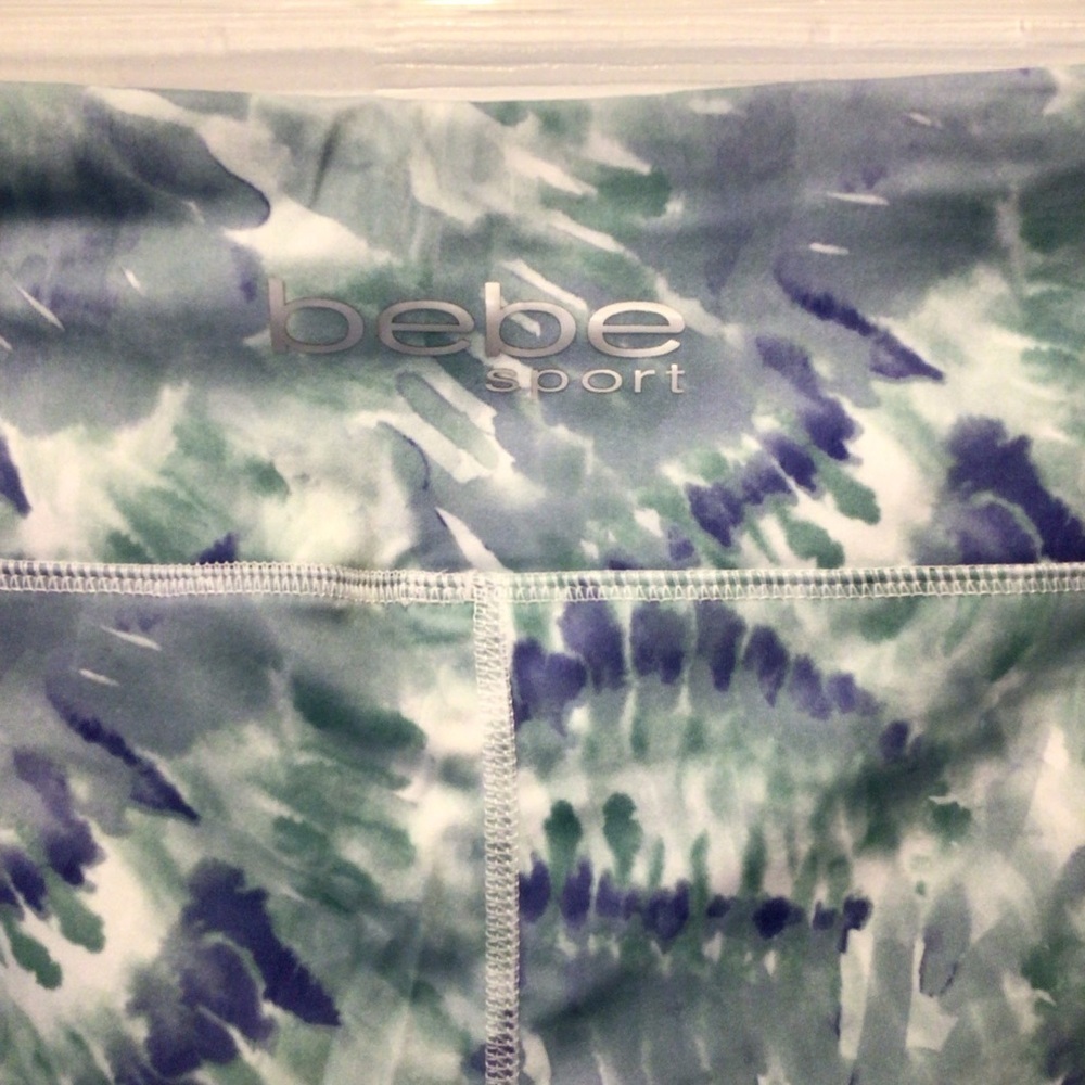 Bebe Sport Womens Plus Size Blue Tie Dye Print 9” High Rise Biker Shorts - Picture 4 of 6
